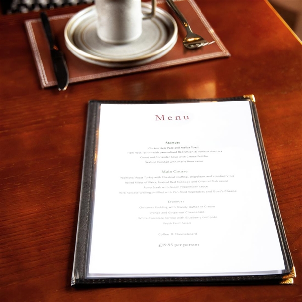 Olympia American Style Menu Cover Four Card Black A4