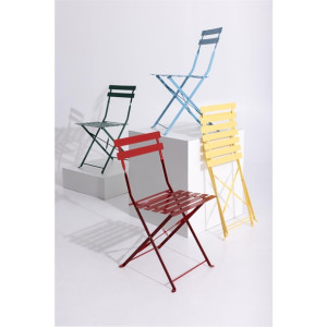 Bolero Red Pavement Style Steel Folding Chairs (Pack of 2)
