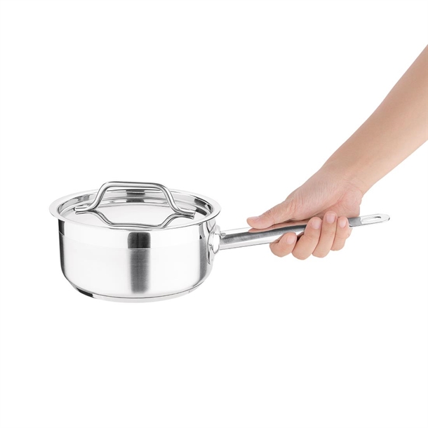 Nisbets Essentials Stainless Steel Saucepan With Lid 140mm