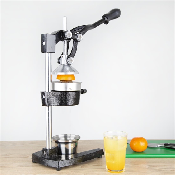 Vogue Cast Iron Juice Extractor